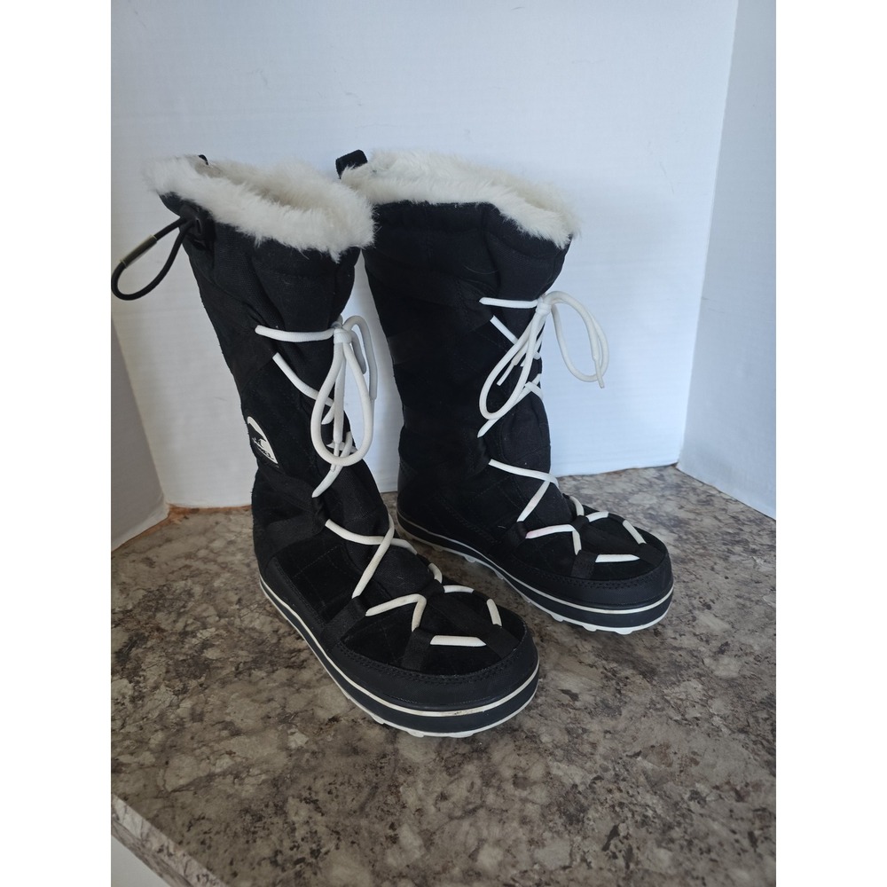 Women's snow boots